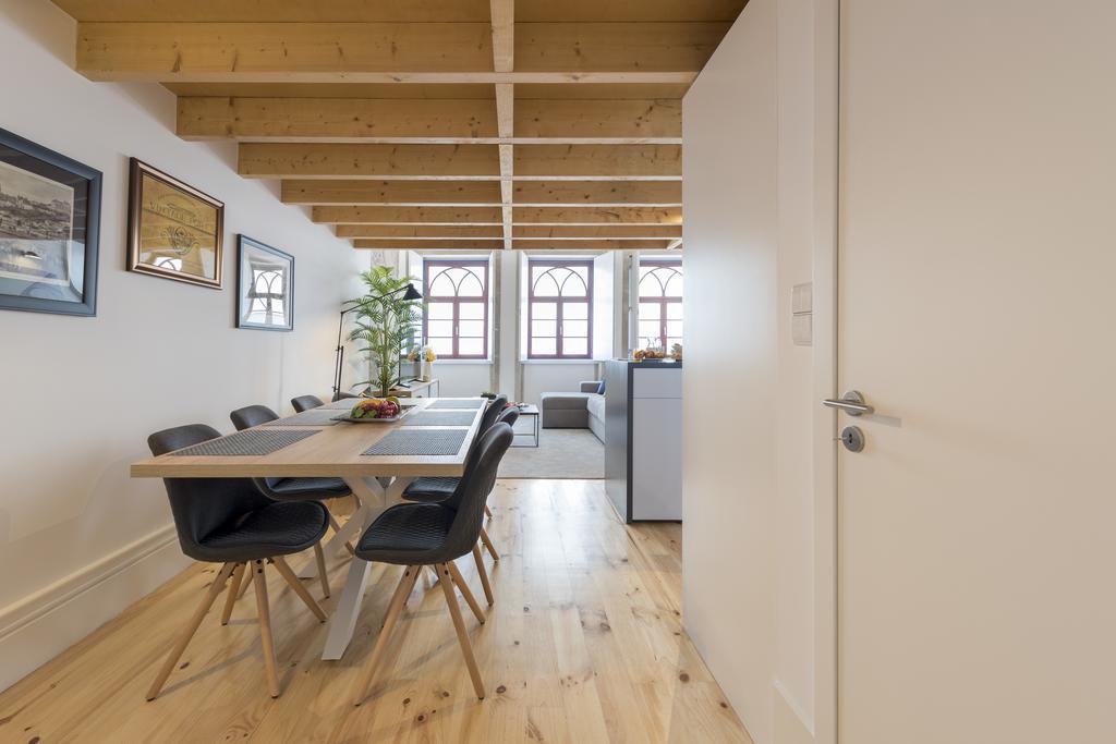 Lovelystay-Modern Loft City Center Porto Exterior photo