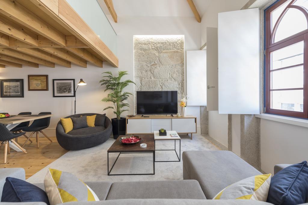 Lovelystay-Modern Loft City Center Porto Exterior photo